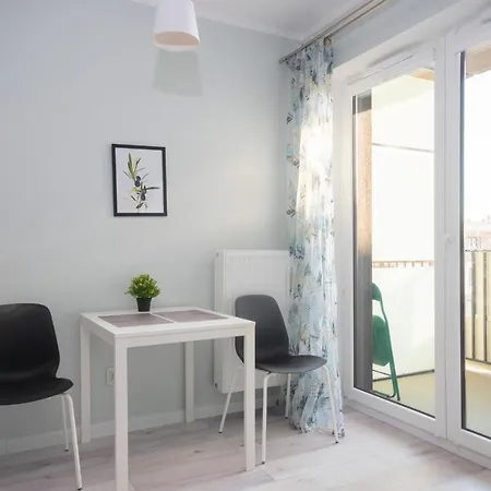 Apartamento Krakowska Comfort By Bookinghost *